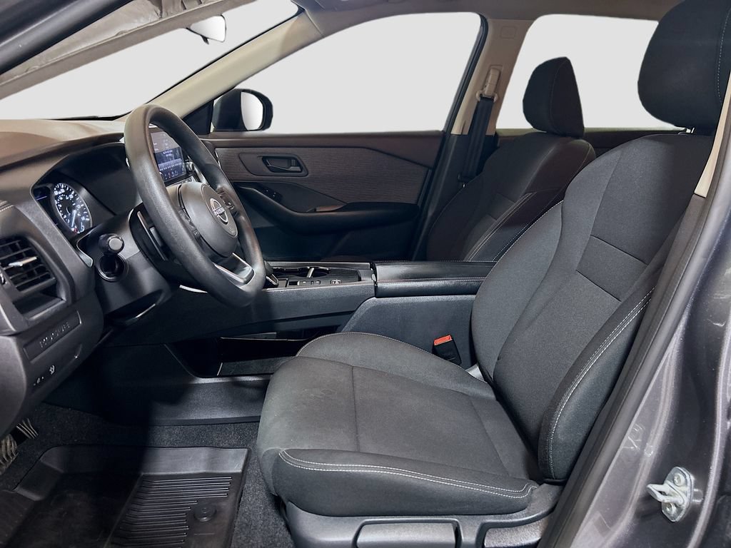 Used 2023 Nissan Rogue S FWD image 17