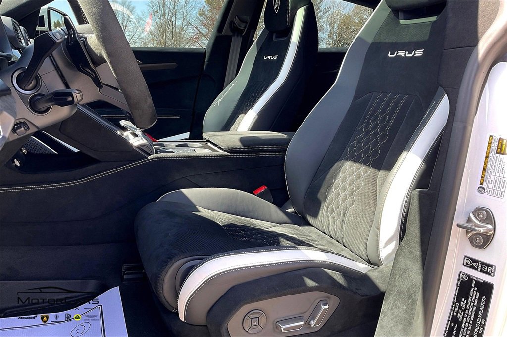 Used 2023 Lamborghini Urus Performante image 21