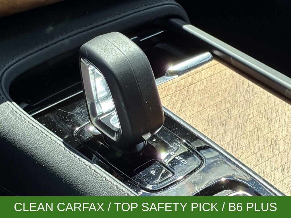 Used 2025 Volvo XC90 B6 Plus AWD/4WD image 31