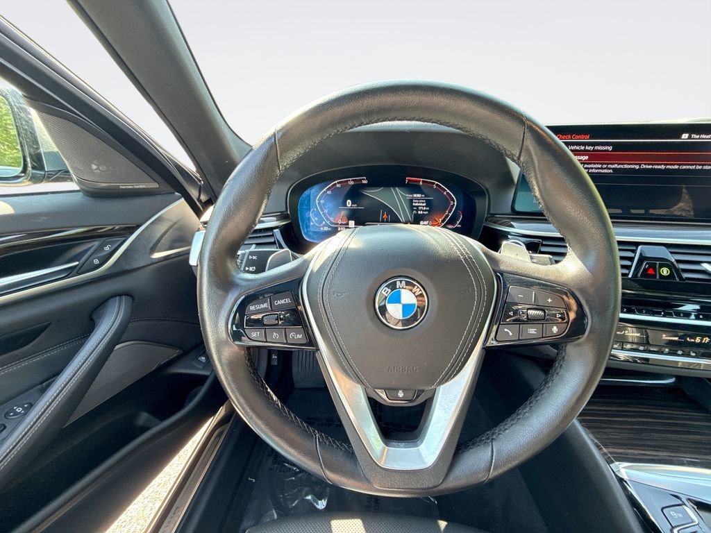 Used 2023 BMW 530i xDrive w/ Premium Package AWD/4WD image 11