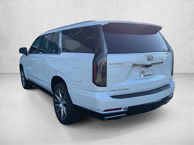 Used 2025 Cadillac Escalade ESV Premium Luxury Platinum AWD/4WD image 7