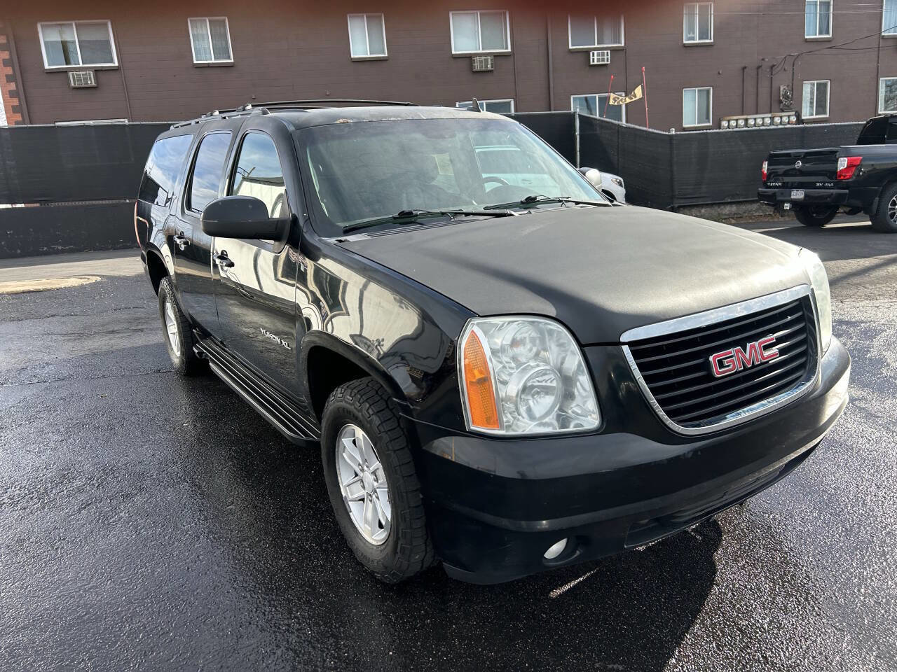 Used 2014 GMC Yukon XL SLT image 12