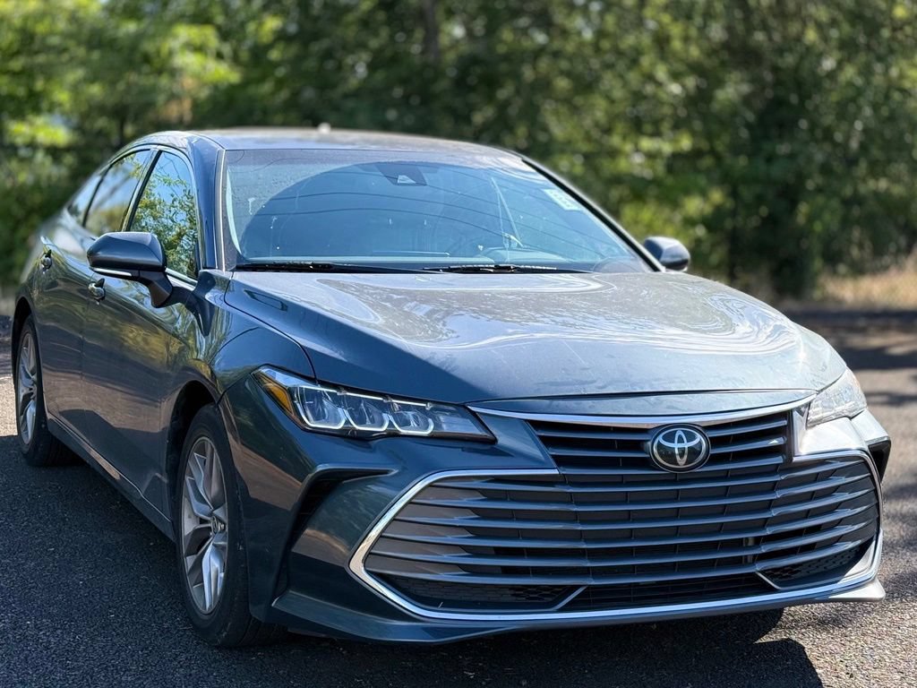 Used 2021 Toyota Avalon XLE FWD image 7