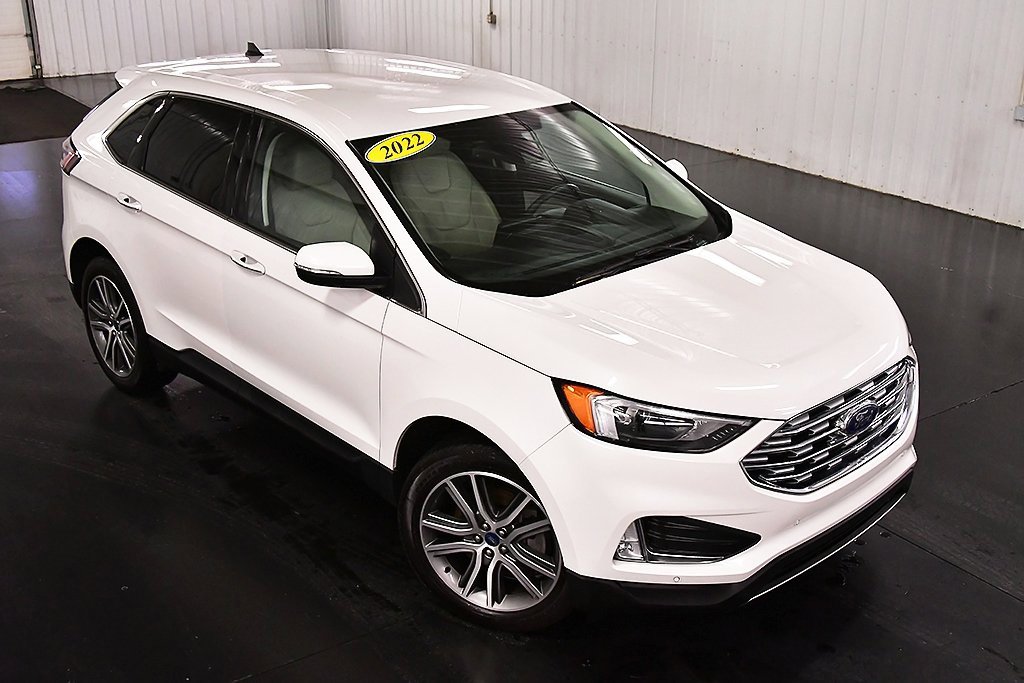 Used 2022 Ford Edge Titanium image 12