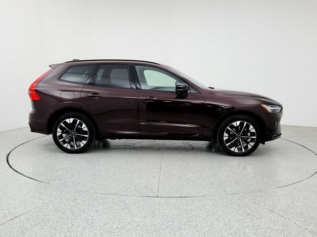 New 2026 Volvo XC60 B5 Plus w/ Climate Package AWD/4WD image 4