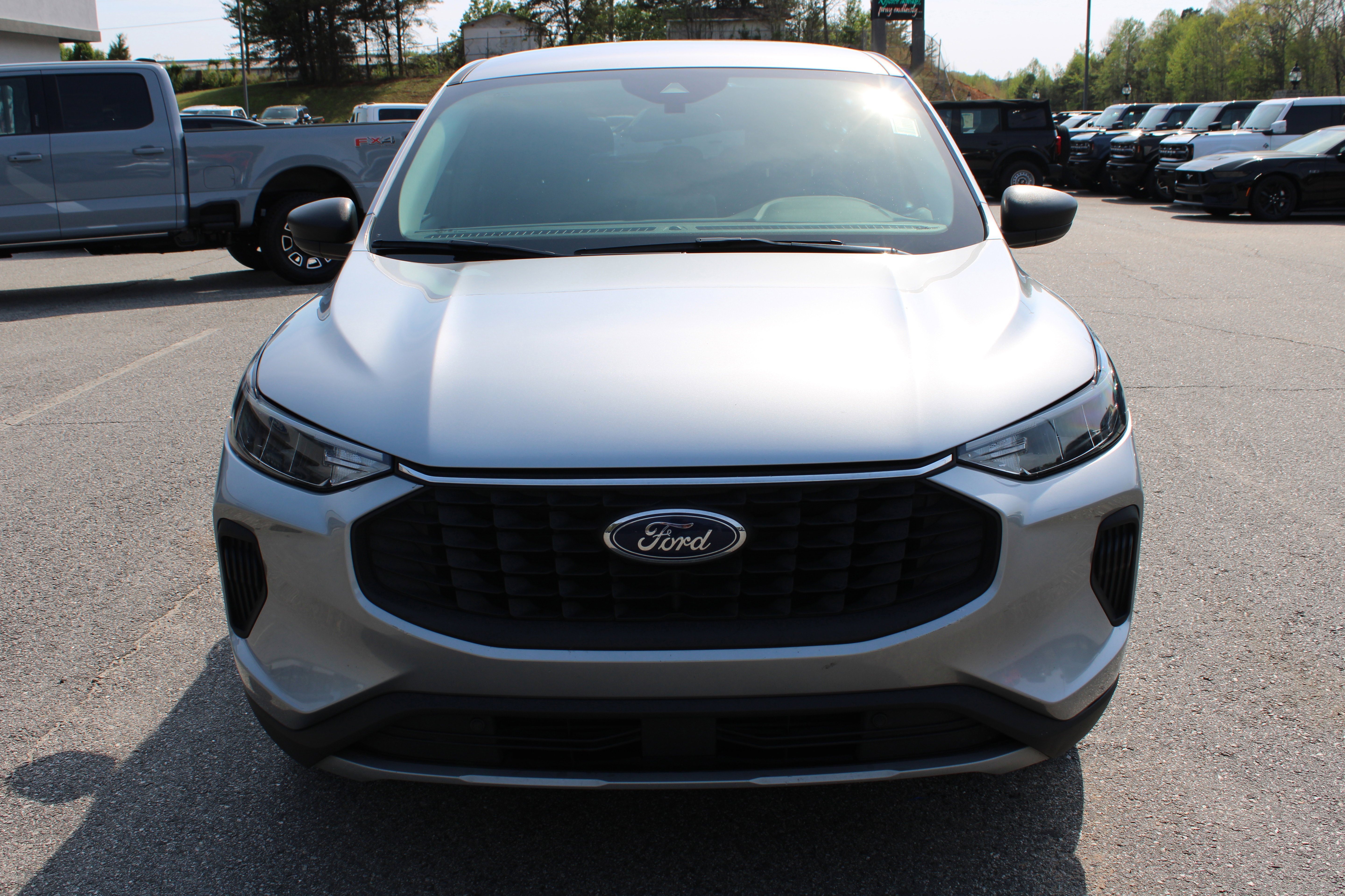 Used 2024 Ford Escape Active w/ Cold Weather Package image 3