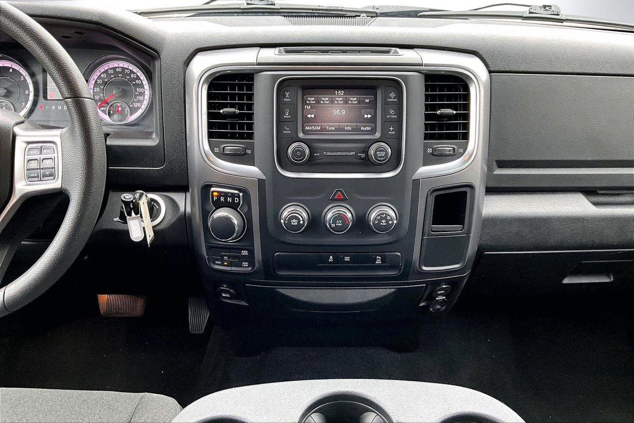 Used 2024 RAM 1500 Classic Warlock image 12