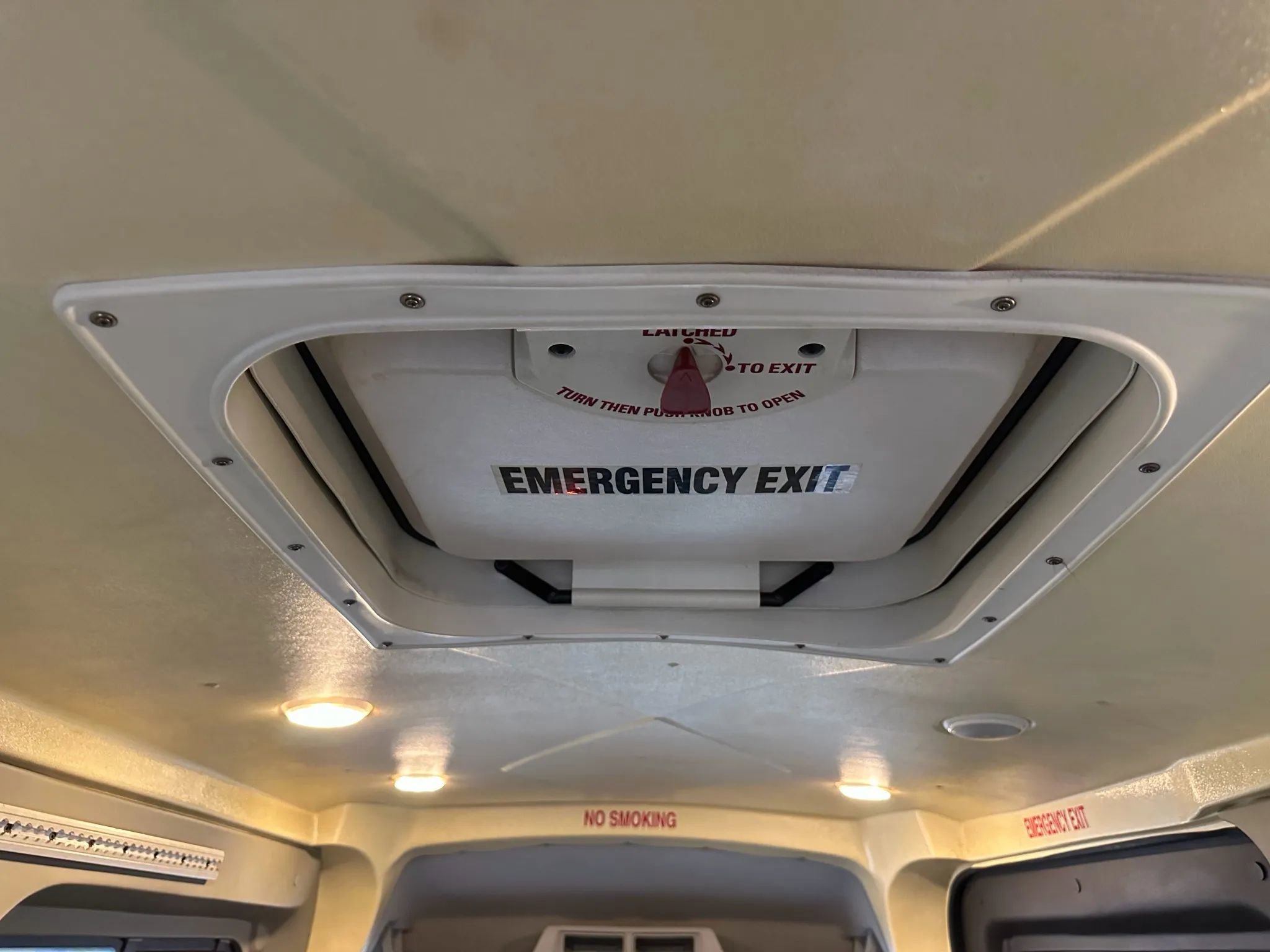 Used 2015 Ford Transit 250 148 Medium Roof RWD image 55