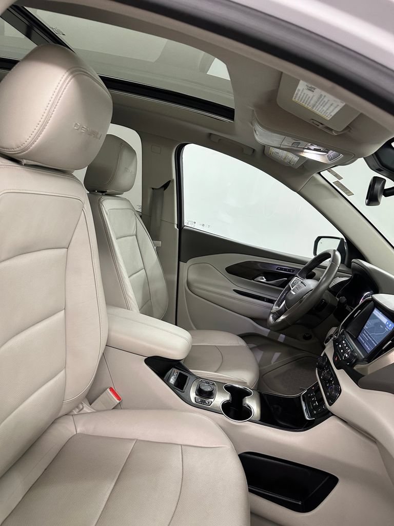 Used 2018 GMC Terrain Denali w/ Comfort Package AWD/4WD image 32