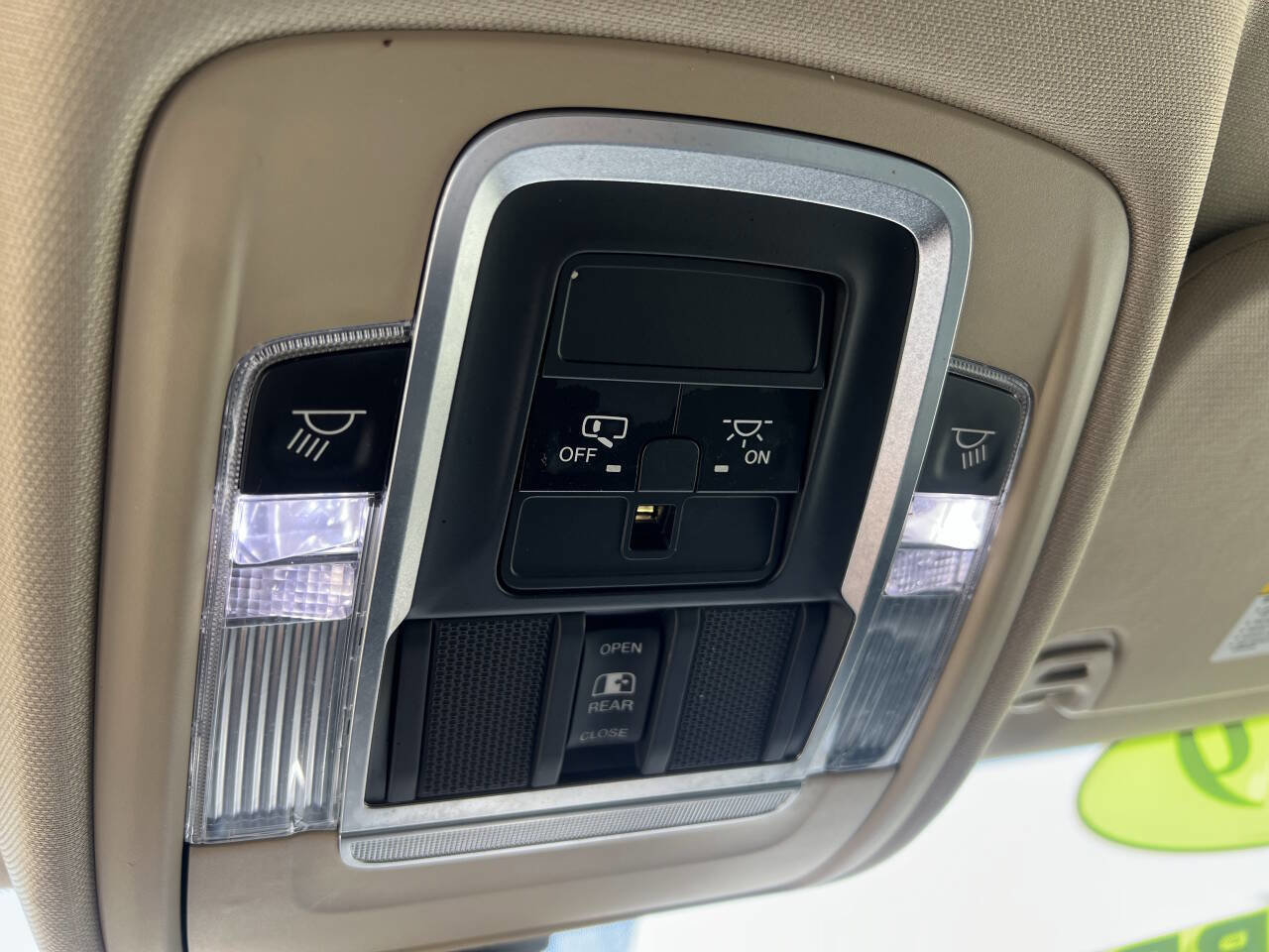 Used 2019 RAM 1500 Laramie image 37