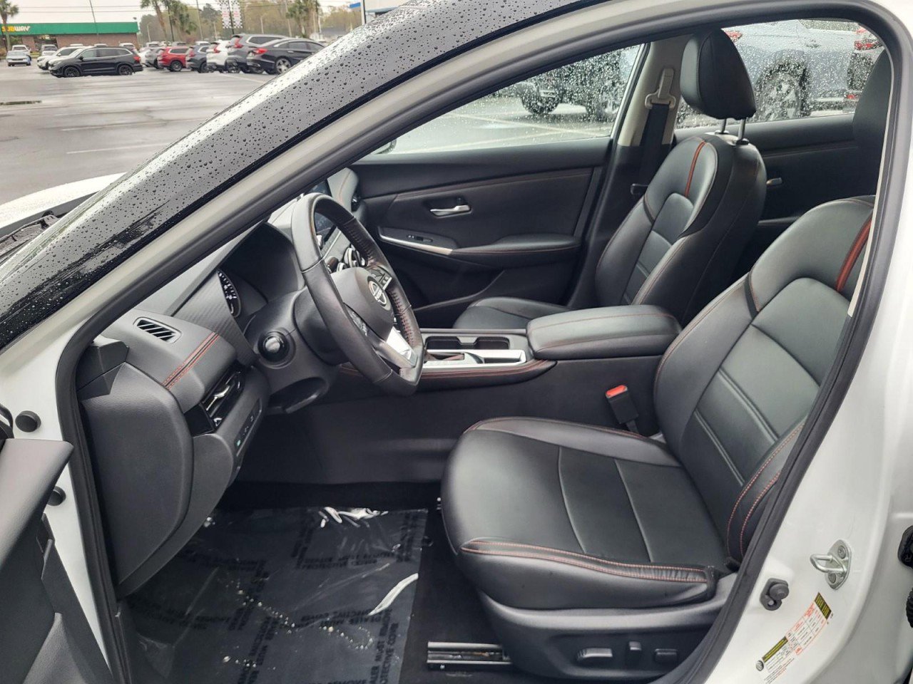 Used 2024 Nissan Sentra SR w/ SR Premium Package image 11