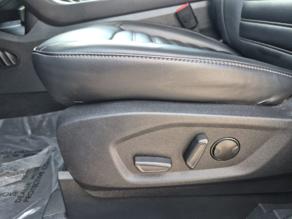 Used 2024 Ford Edge SEL image 12