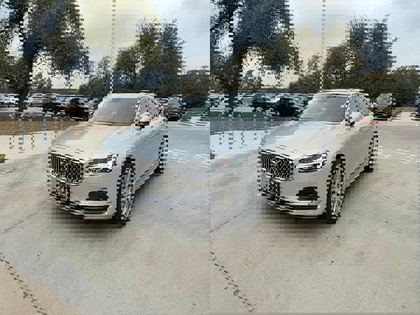 Used 2021 Volvo V90 T6 Inscription image 2