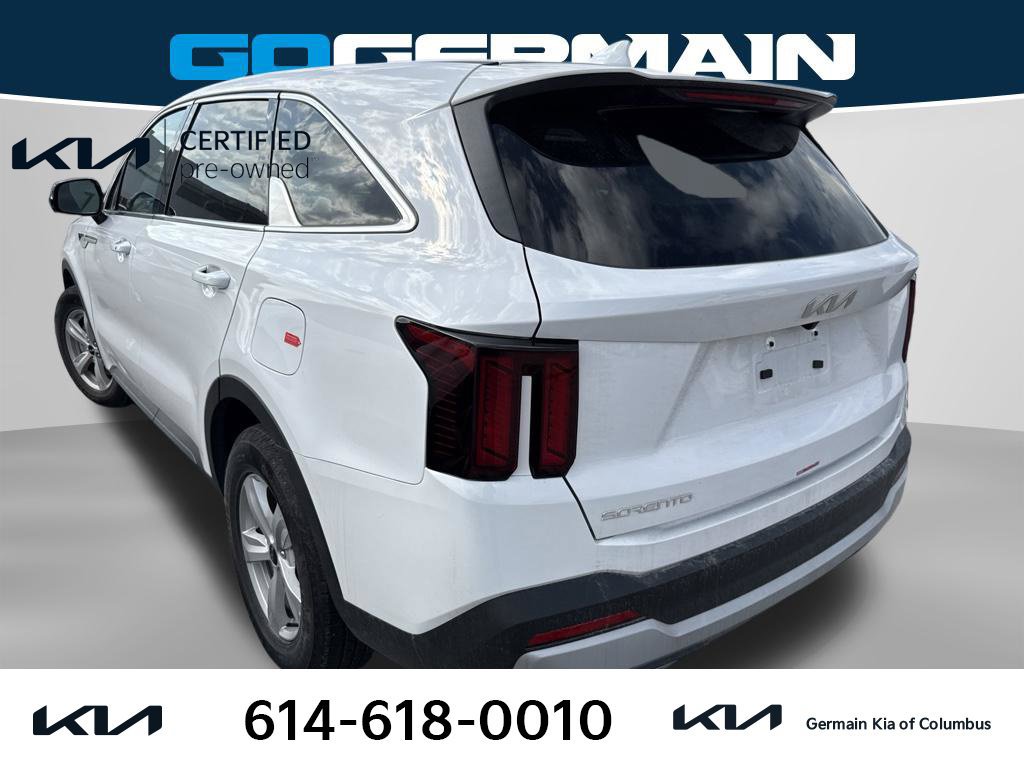 Certified 2026 Kia Sorento LX FWD image 3