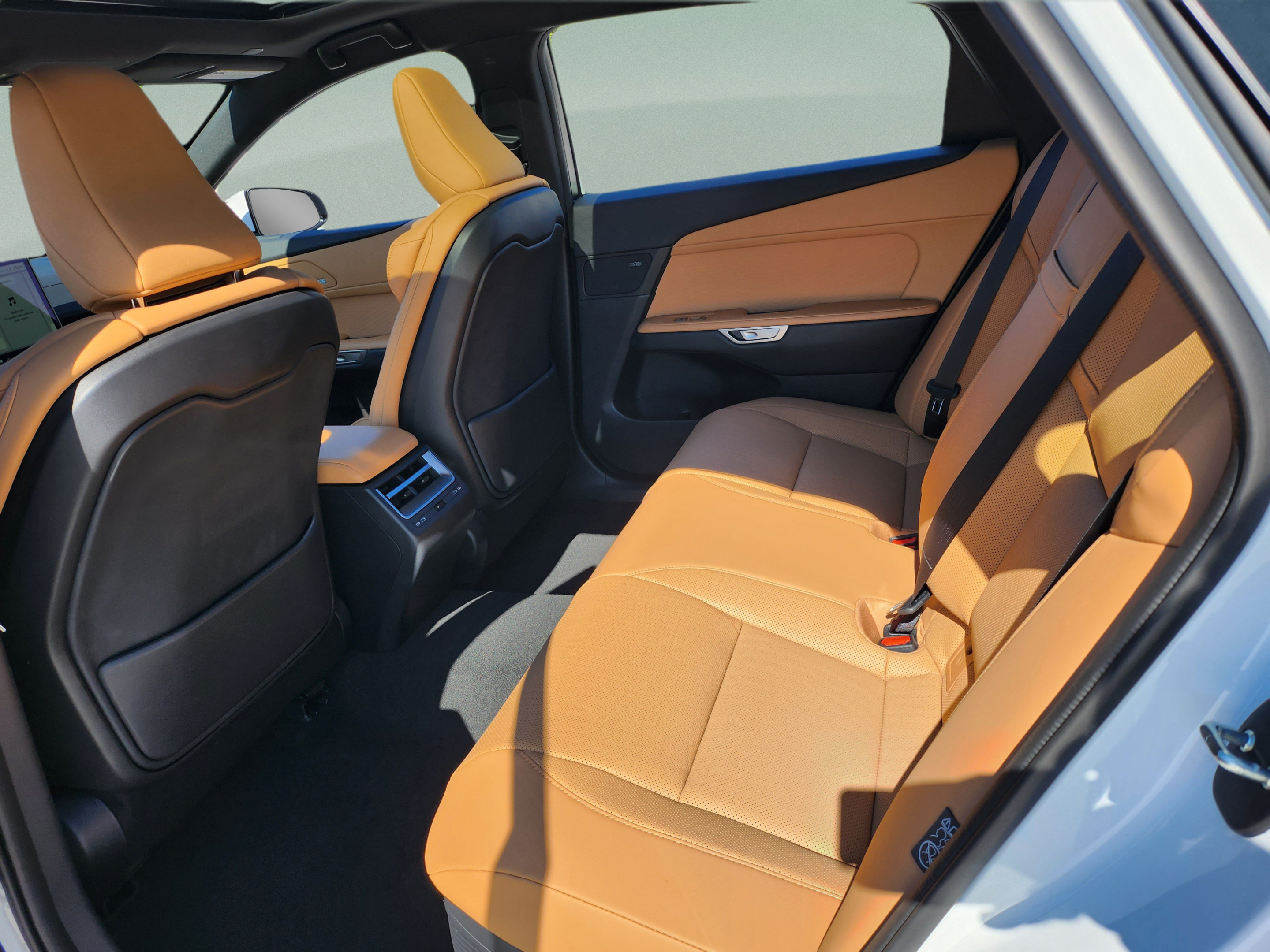 New 2026 Lexus ES 350h w/ Accessory Package (Z2) FWD image 22