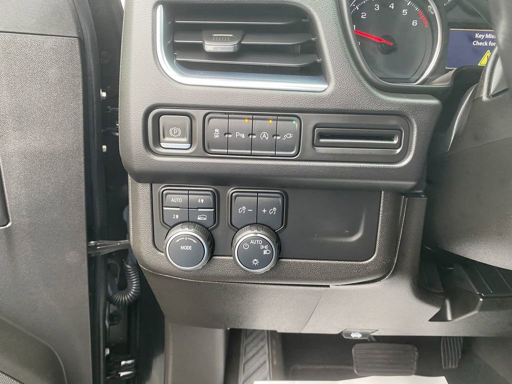 Used 2021 Chevrolet Tahoe LS image 14