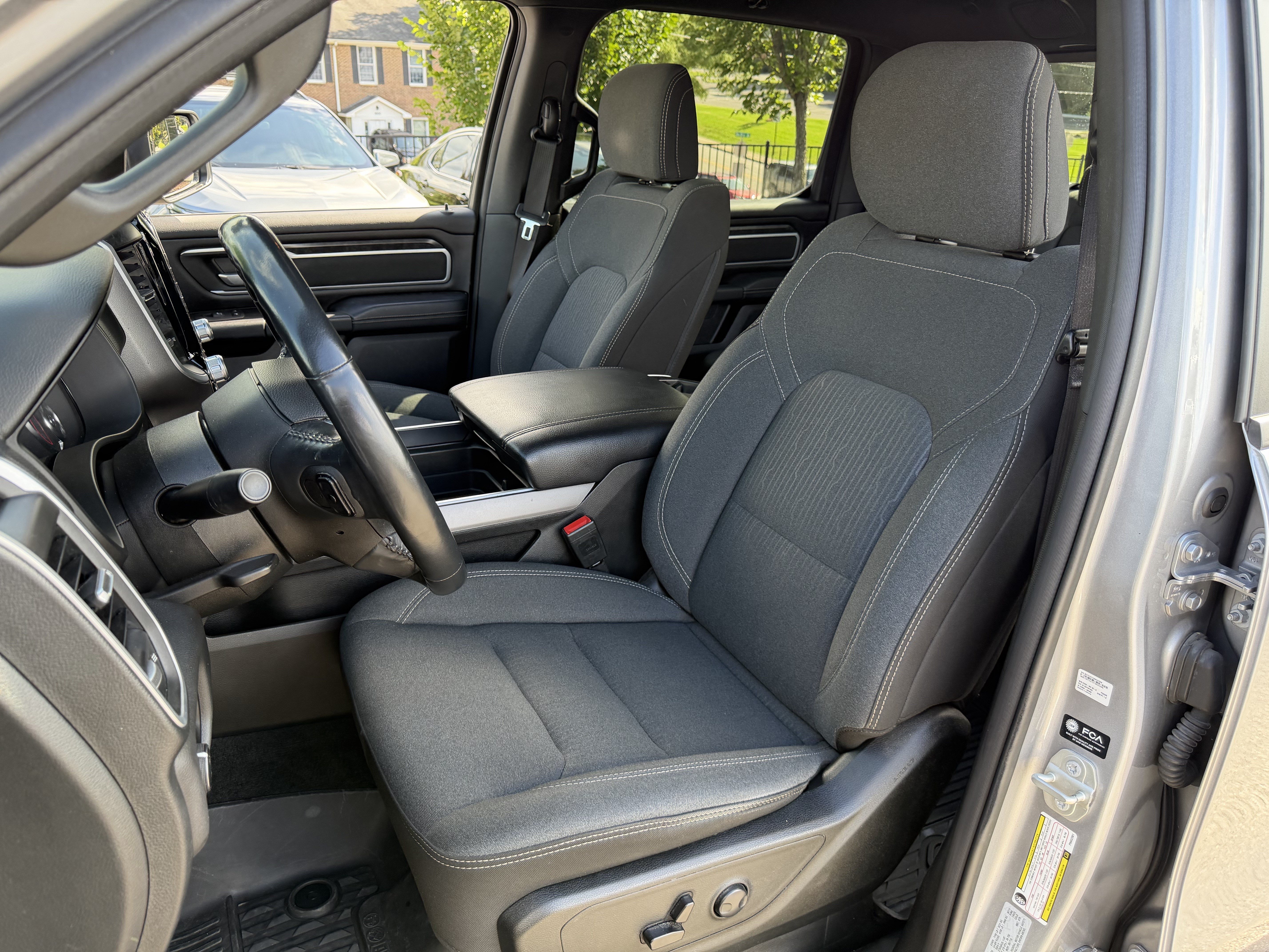 Used 2023 RAM 1500 Big Horn AWD/4WD image 15