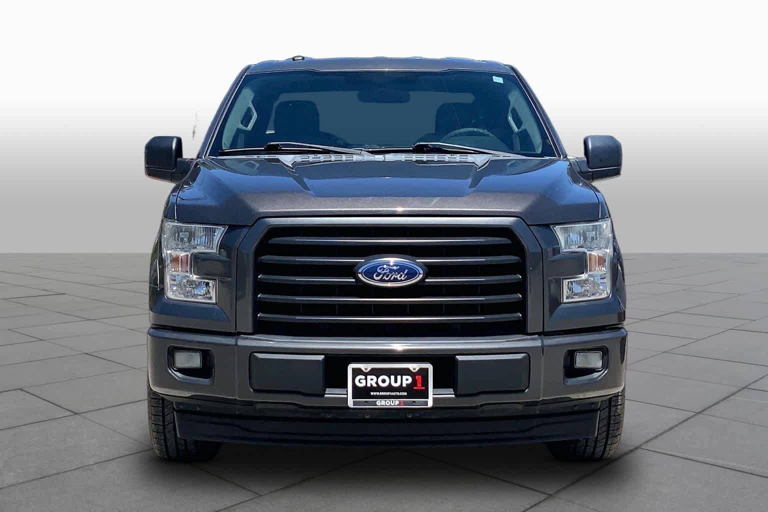 Used 2017 Ford F150 XL w/ Equipment Group 101A Mid RWD image 4
