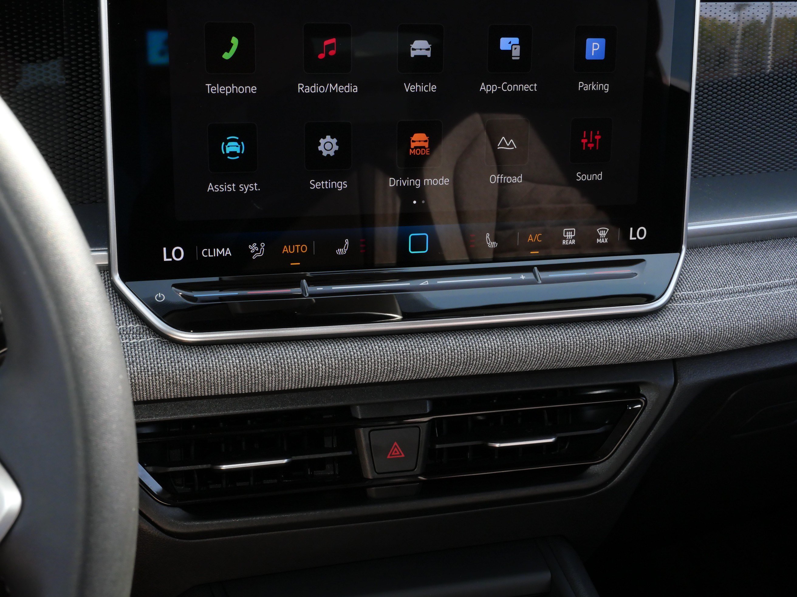 Certified 2026 Volkswagen Tiguan S AWD/4WD image 23