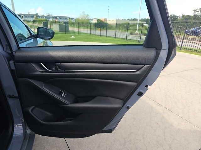 Used 2022 Honda Accord Sport image 16
