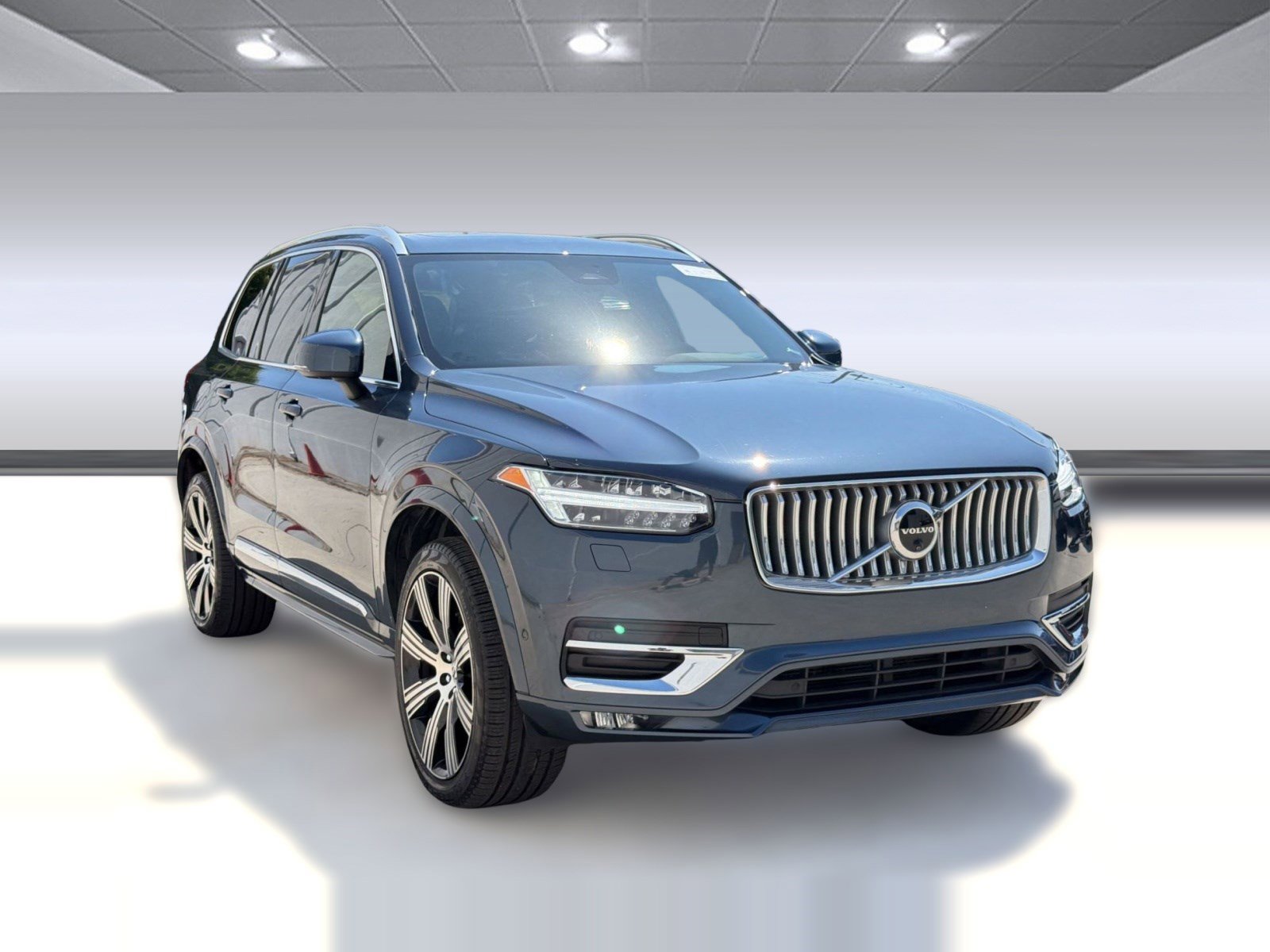 Used 2024 Volvo XC90 B6 Plus w/ Protection Package Premier AWD/4WD image 7