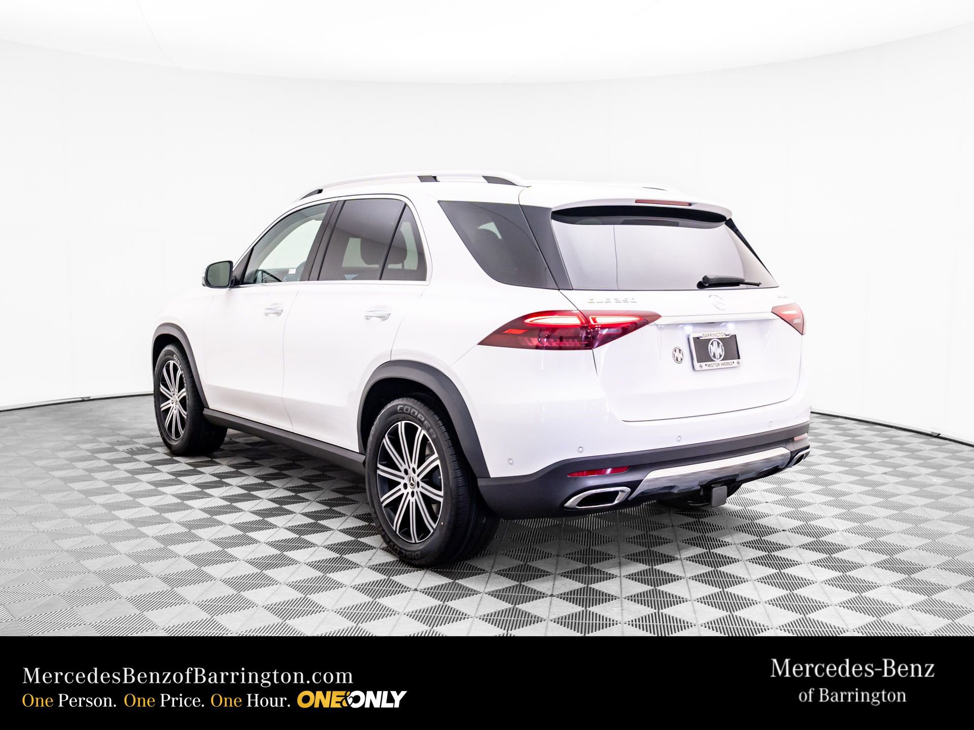 New 2026 Mercedes-Benz GLE 350 4MATIC image 3
