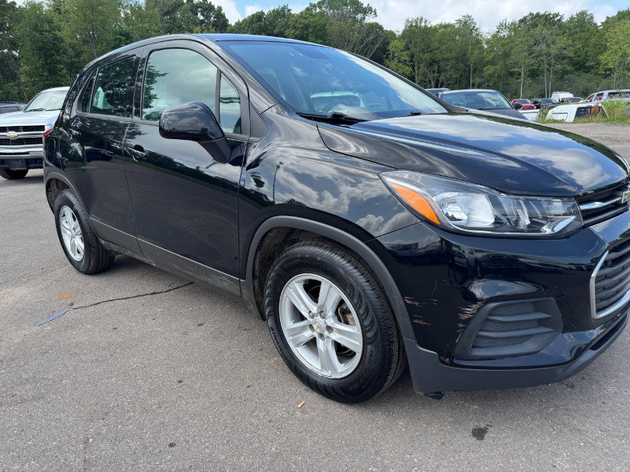 Used 2020 Chevrolet Trax LS FWD image 12