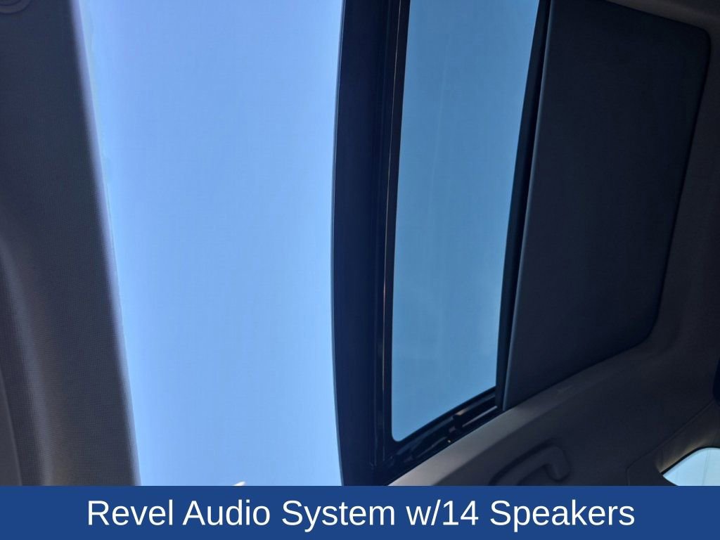 Used 2022 Lincoln Corsair Grand Touring w/ Elements Technology Bundle image 12