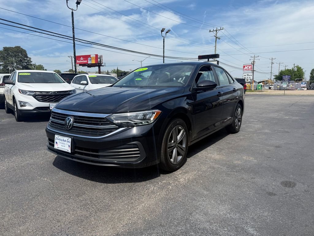Used 2024 Volkswagen Jetta SE FWD image 6