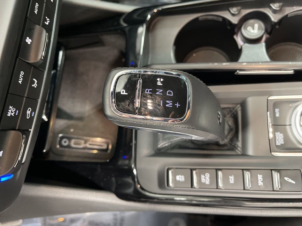 Used 2022 Maserati Levante GT image 15