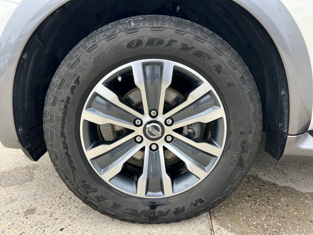 Used 2020 Nissan Armada SL w/ Premium Package image 30