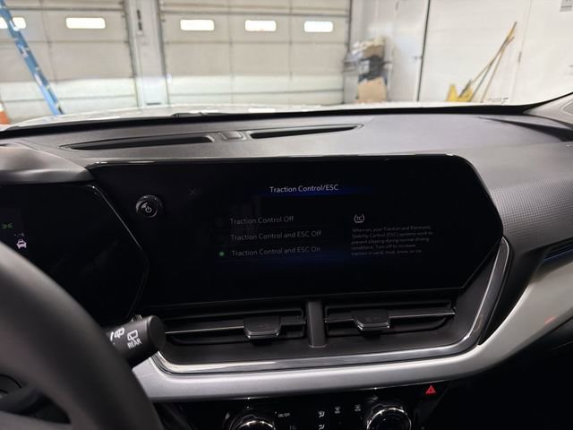 Certified 2025 Chevrolet Trax LT w/ LT Convenience Package image 26