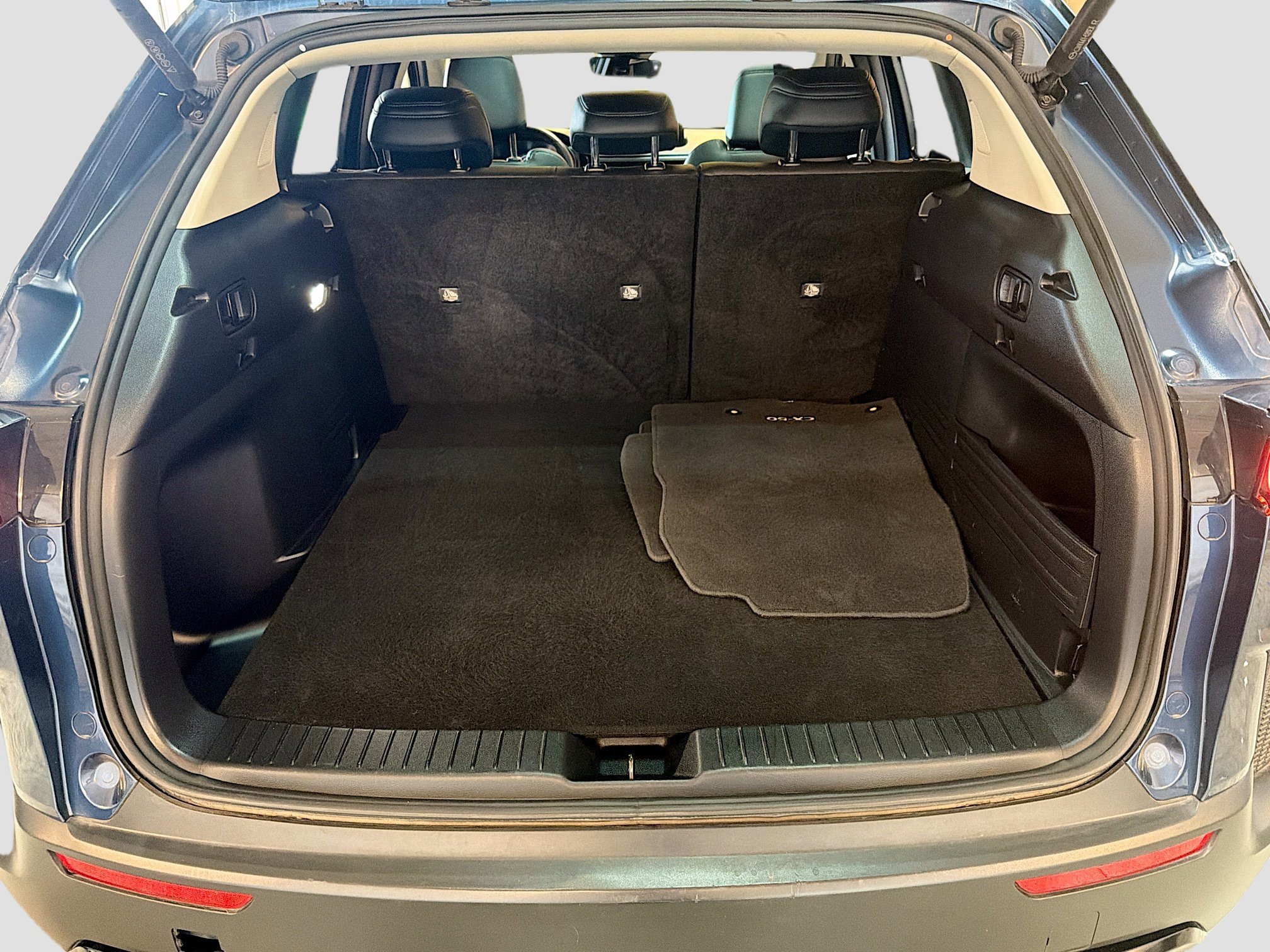 Used 2025 MAZDA CX-50 AWD 2.5 Hybrid w/ Premium Pkg image 30