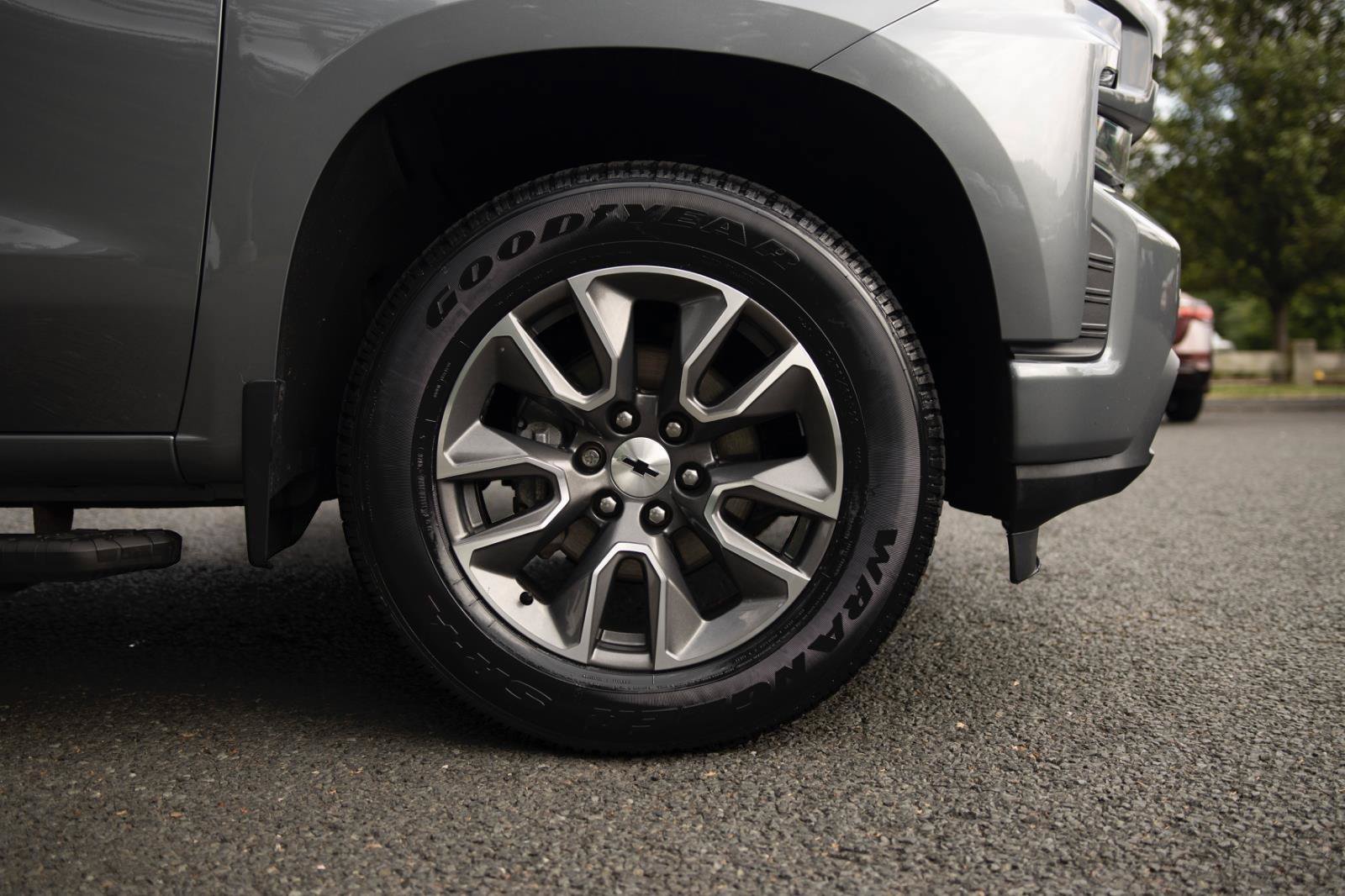 Used 2020 Chevrolet Silverado 1500 RST AWD/4WD image 25