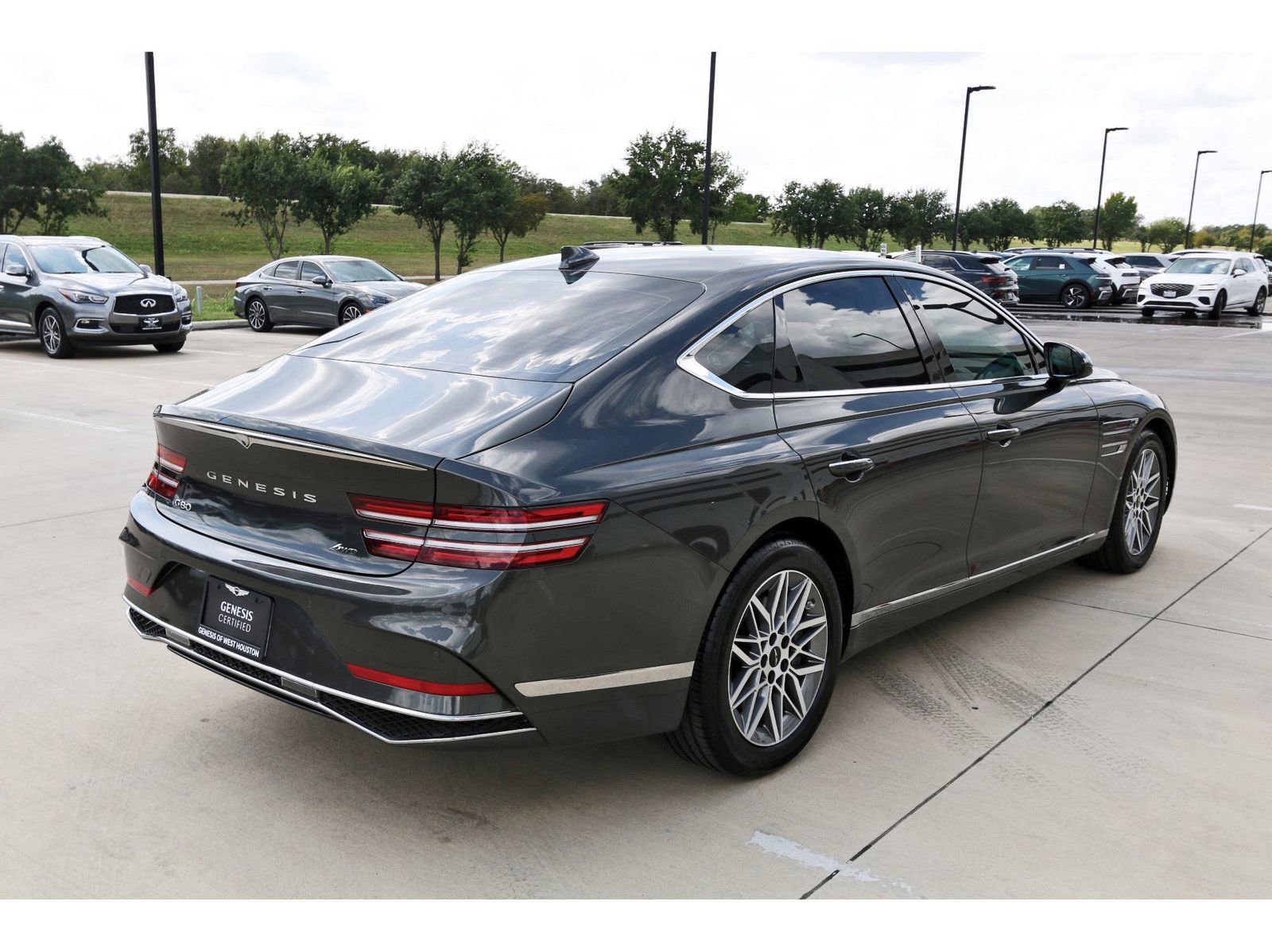 Used 2025 Genesis G80 2.5T image 8
