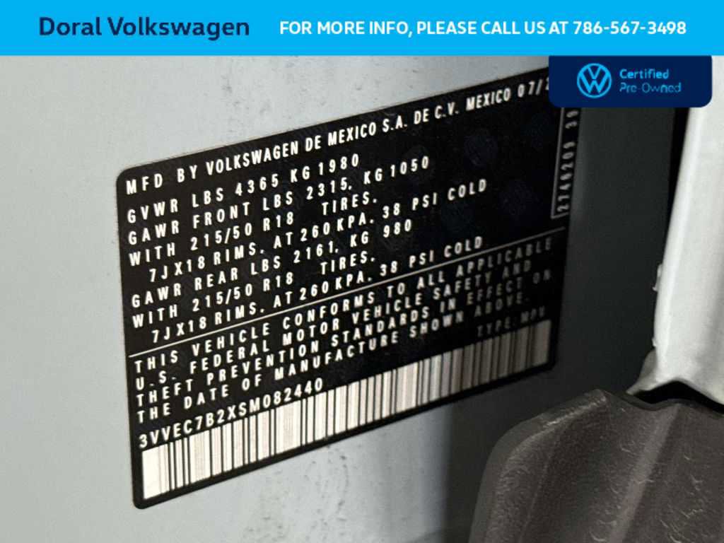 Used 2025 Volkswagen Taos SE FWD image 29