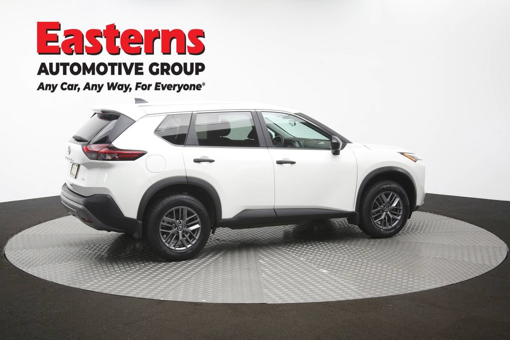 Used 2023 Nissan Rogue S AWD/4WD image 43