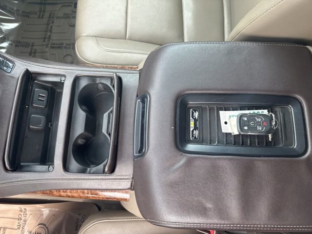 Used 2015 Chevrolet Tahoe LTZ AWD/4WD image 31