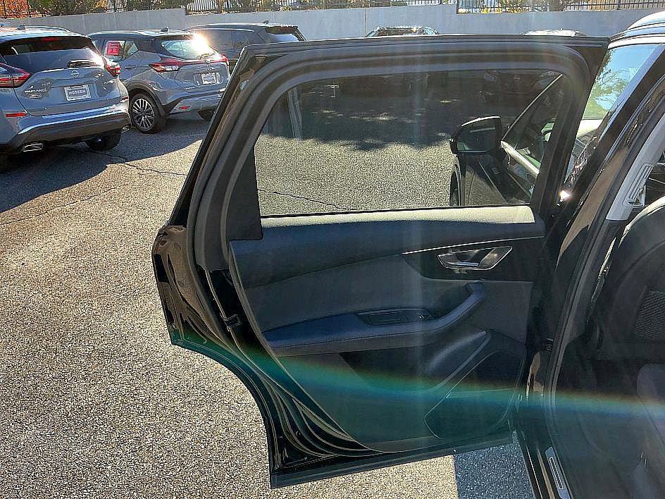 Used 2024 Audi Q7 2.0T Premium Plus image 24