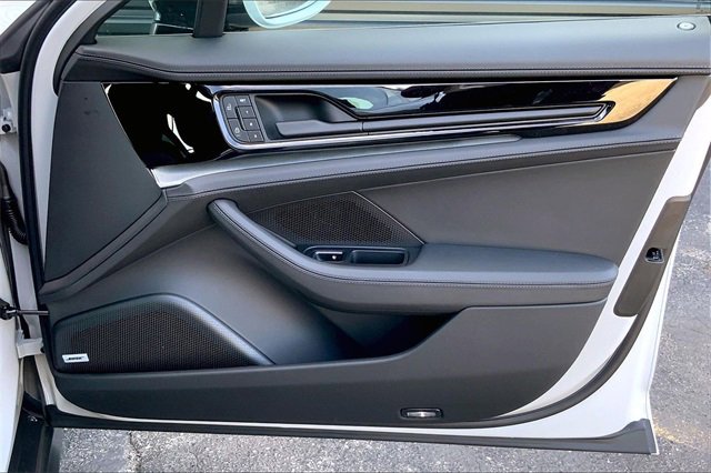 New 2026 Porsche Panamera 4 image 28