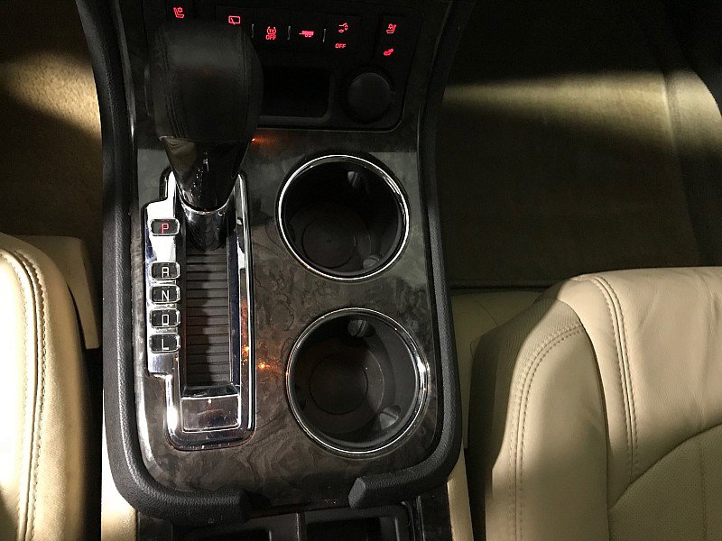 Used 2012 GMC Acadia Denali image 30