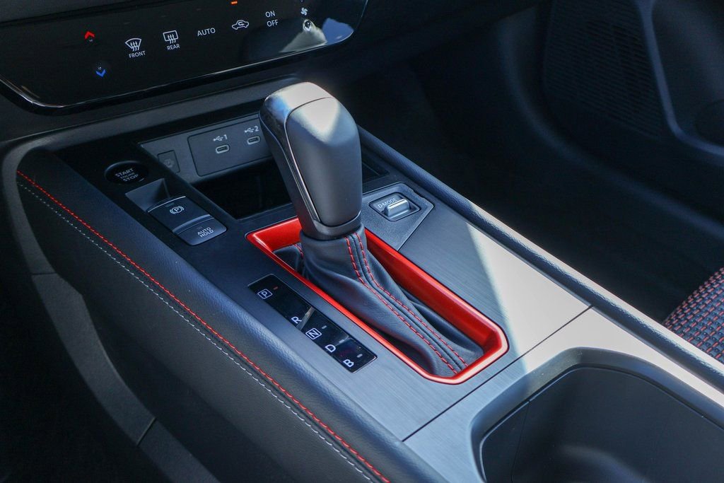 New 2026 Nissan Kicks SR image 13