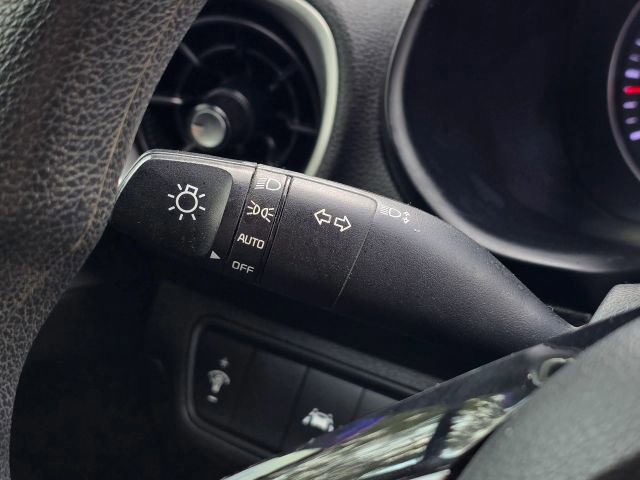 Used 2019 Kia Forte LXS image 19