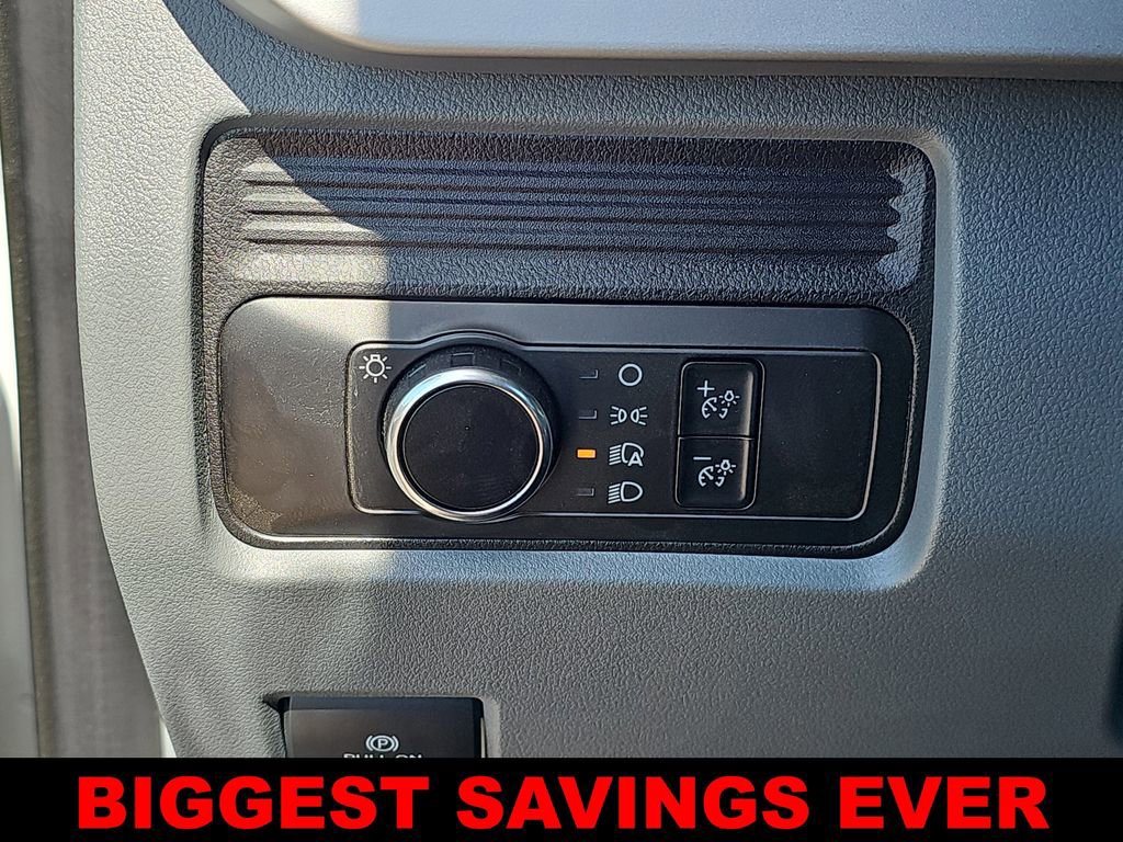 New 2025 Ford F550 4x4 Regular Cab Super Duty image 26
