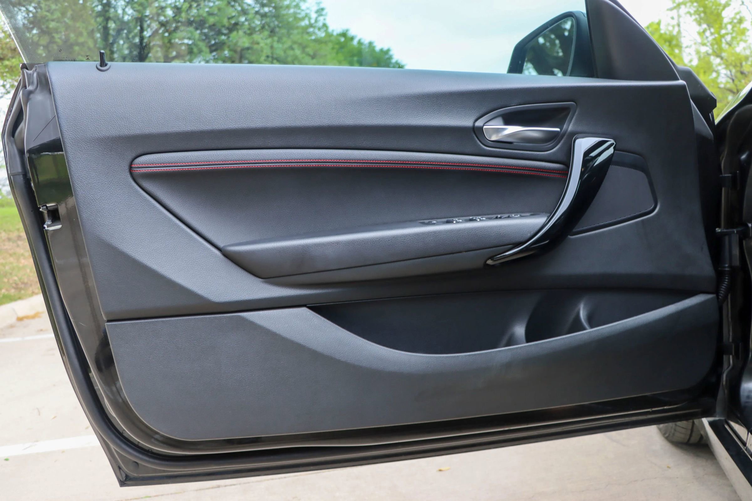 Used 2018 BMW 230i Convertible w/ Premium Package image 18