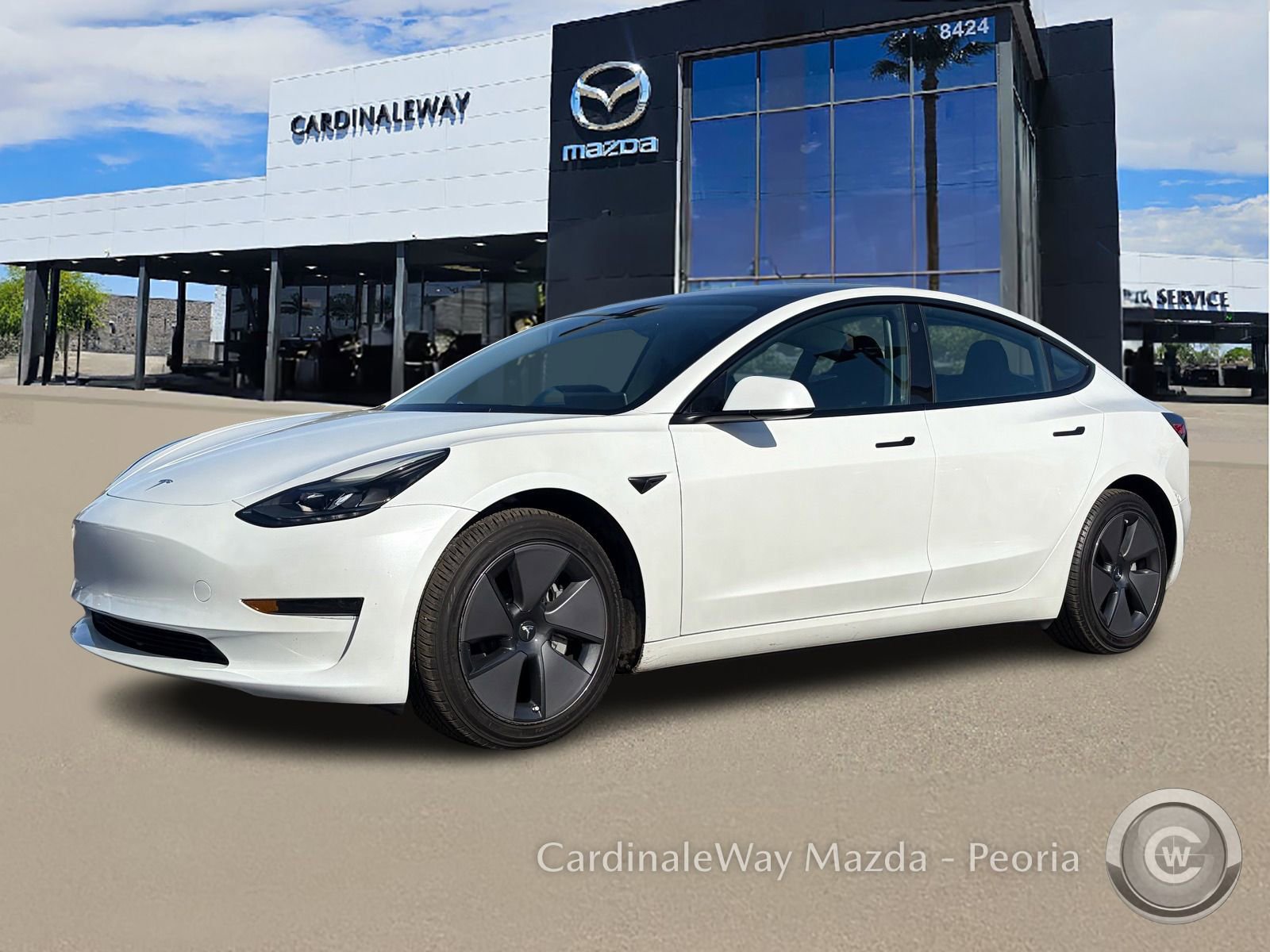 Used 2023 Tesla Model 3 Standard Range image 2