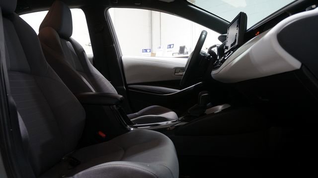 Used 2022 Toyota Corolla SE FWD image 24