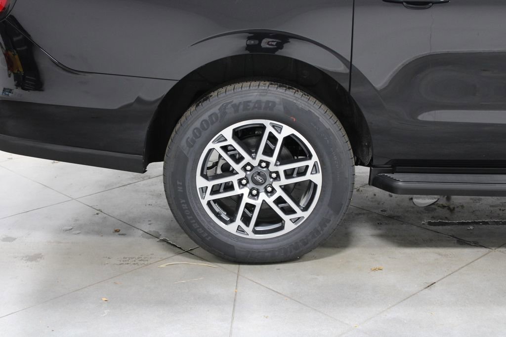 New 2026 Ford Expedition Max Active image 13