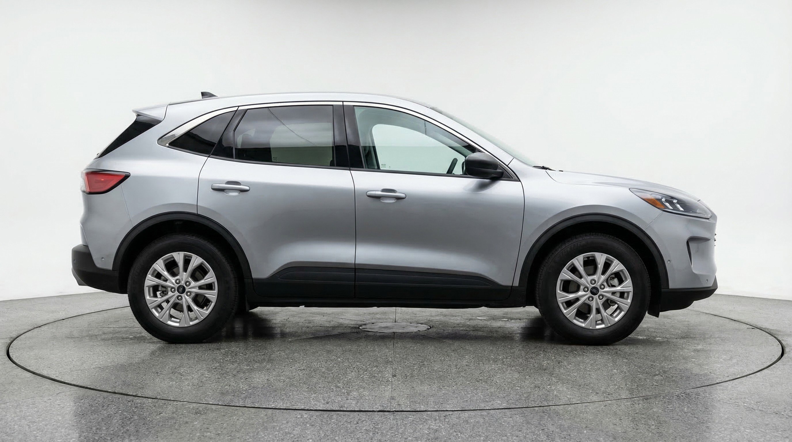Used 2024 Ford Escape Active image 11