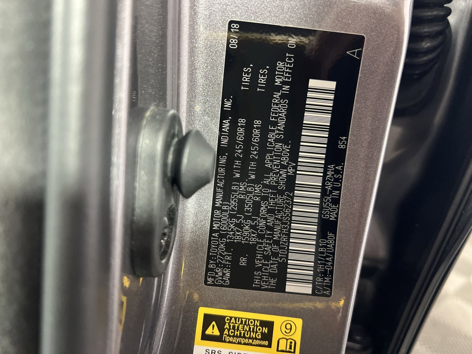 Used 2018 Toyota Highlander XLE image 28